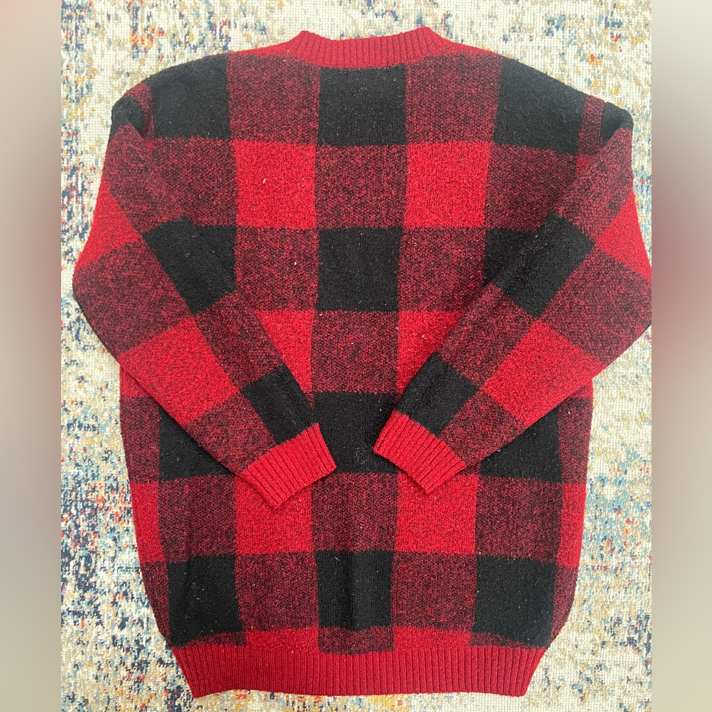 H&M Red and Black Crewneck oversized Sweater Buffalo Plaid - Picture 5 of 5